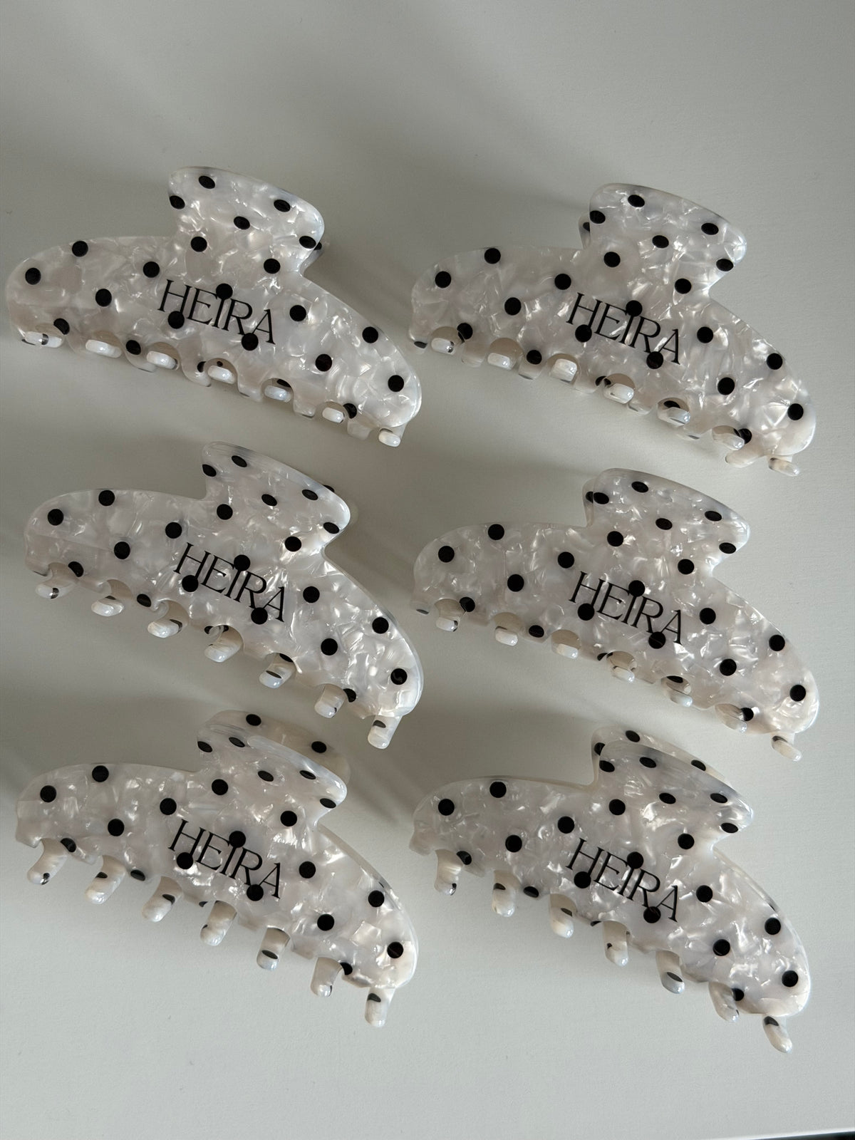 Limited Claw Clip — Dot